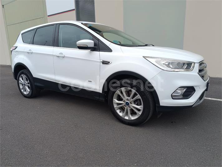 FORD Kuga 2.0 TDCi 4×4 Trend