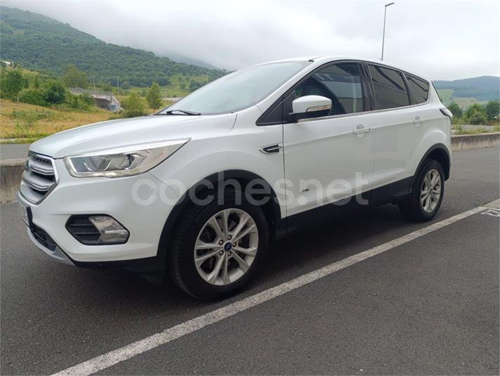 FORD Kuga 2.0 TDCi 4×4 Trend