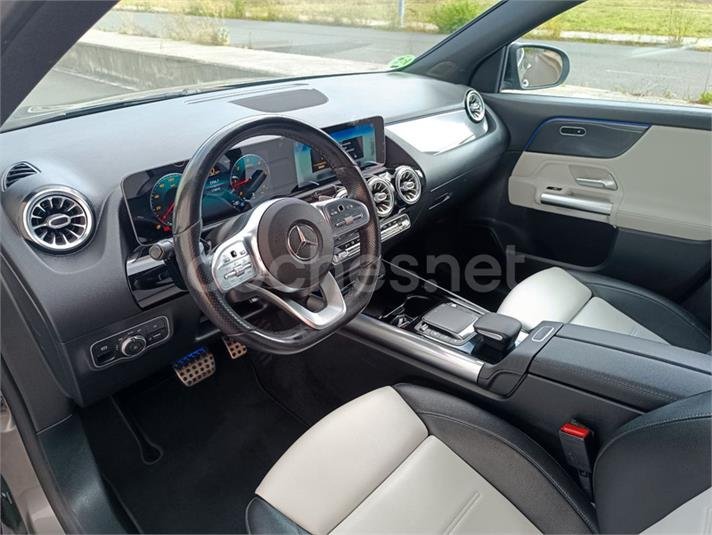 MERCEDES-BENZ GLA 200 D
