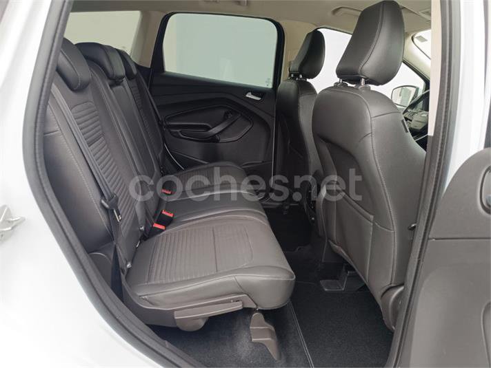 FORD Kuga 2.0 TDCi 4×4 Trend