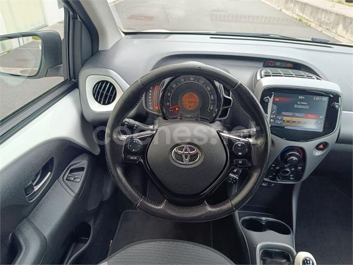 TOYOTA Aygo 1.0 70 xplay