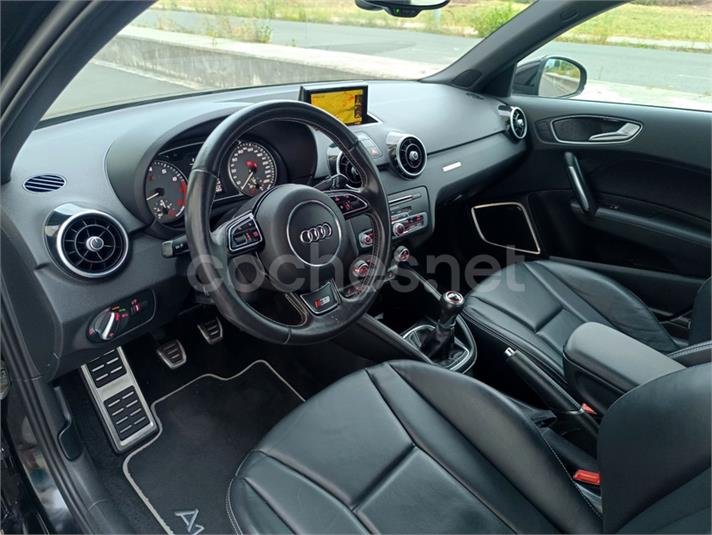 AUDI S1 Sportback 2.0 TFSI quattro