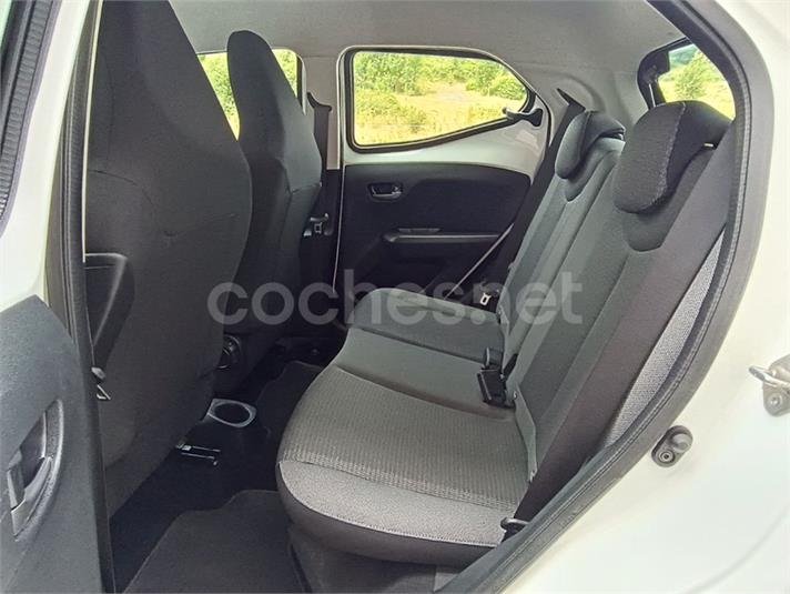 TOYOTA Aygo 1.0 70 xplay