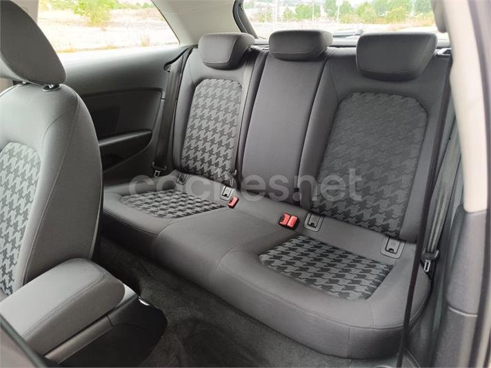 AUDI A3 1.6 TDI clean diesel Attraction