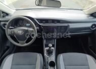 Toyota Auris 90D Active