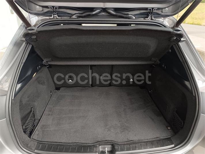 MERCEDES-BENZ GLA 200 D