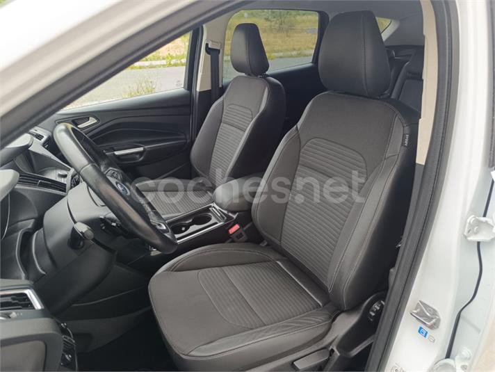 FORD Kuga 2.0 TDCi 4×4 Trend