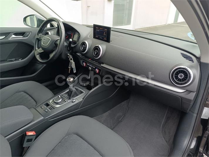 AUDI A3 1.6 TDI clean diesel Attraction