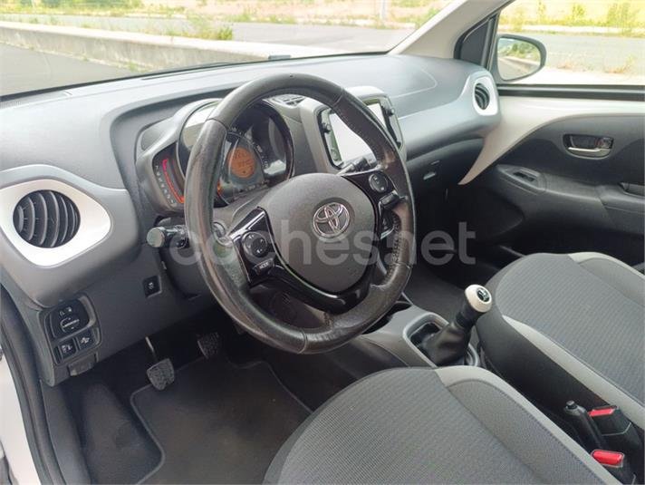 TOYOTA Aygo 1.0 70 xplay