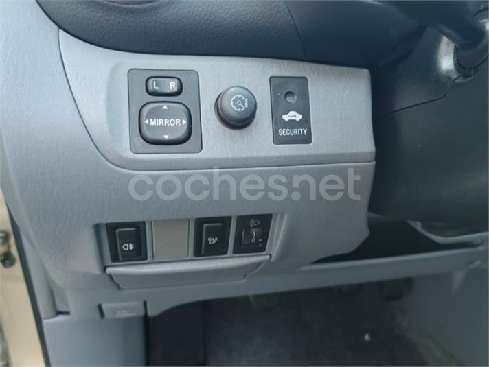 TOYOTA Rav4 2.0 D4D Luna 4X4