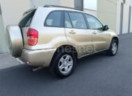 TOYOTA Rav4 2.0 D4D Luna 4X4