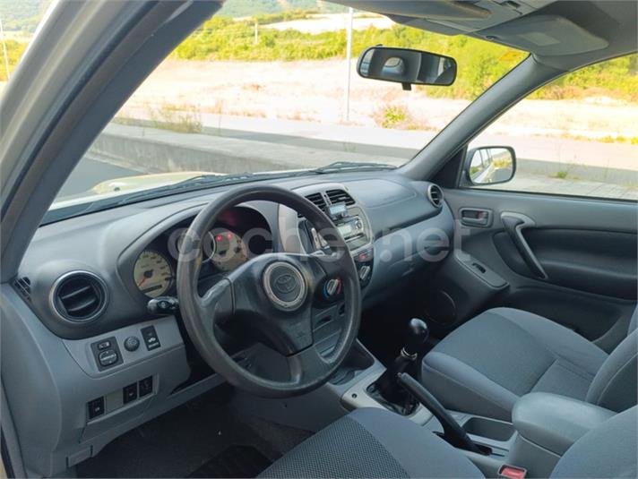 TOYOTA Rav4 2.0 D4D Luna 4X4