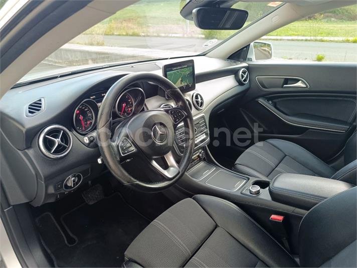 MERCEDES-BENZ Clase CLA 200 d