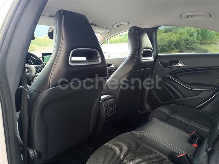 MERCEDES-BENZ Clase CLA 200 d
