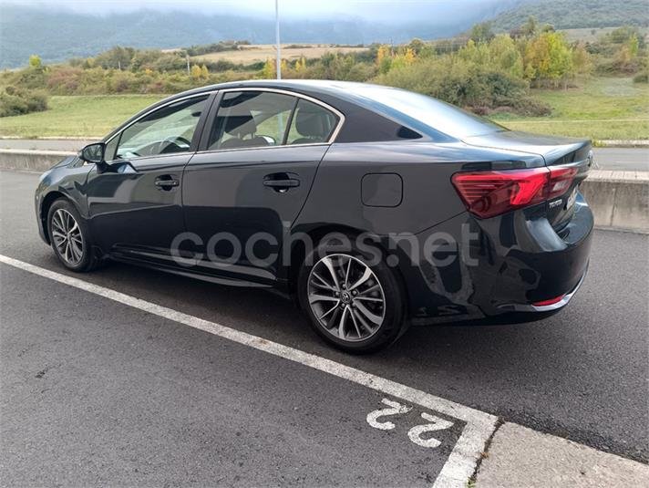 Toyota Avensis 2.0 150D EXECUTIVE