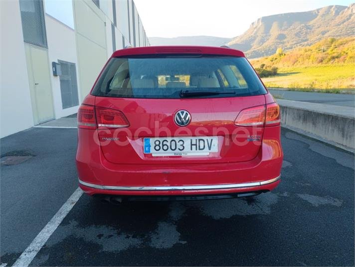 VOLKSWAGEN Passat Variant 2.0 TDI 140 Advance BMotion Tech