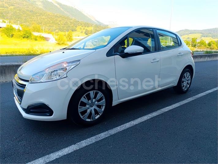 PEUGEOT 208 XAD Active BlueHDi