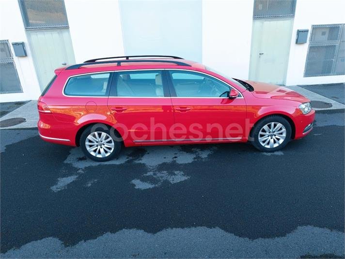 VOLKSWAGEN Passat Variant 2.0 TDI 140 Advance BMotion Tech
