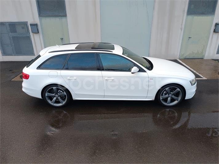 AUDI A4 Avant 2.0 TDI 177 multitr S line edition