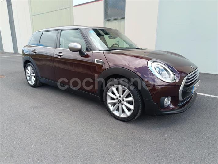 MINI CLUBMAN COOPER D