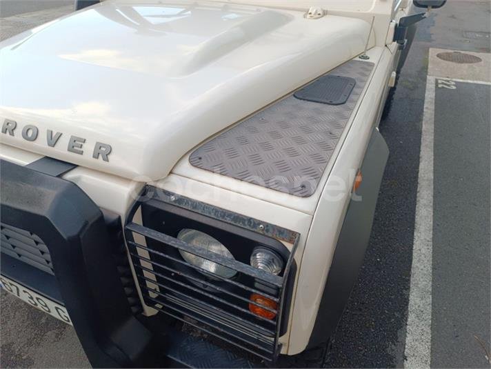 LAND-ROVER Defender 110 SW S