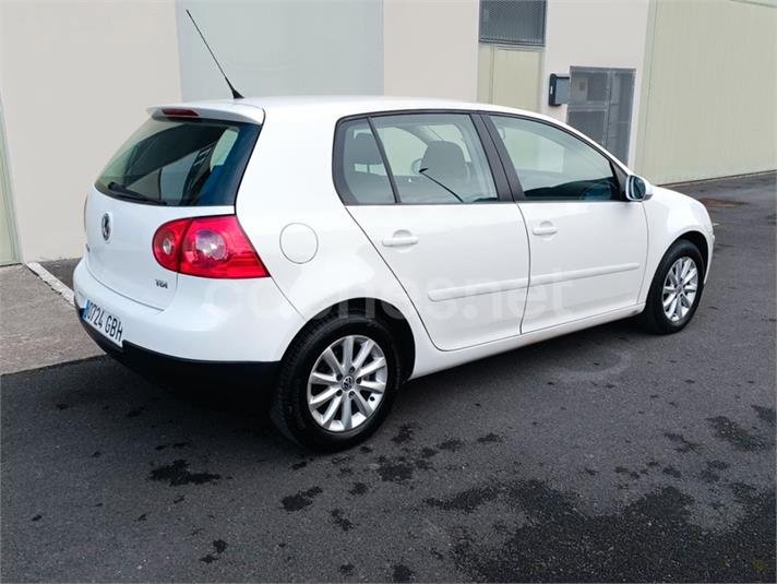 VOLKSWAGEN Golf 1.9 TDI Highline