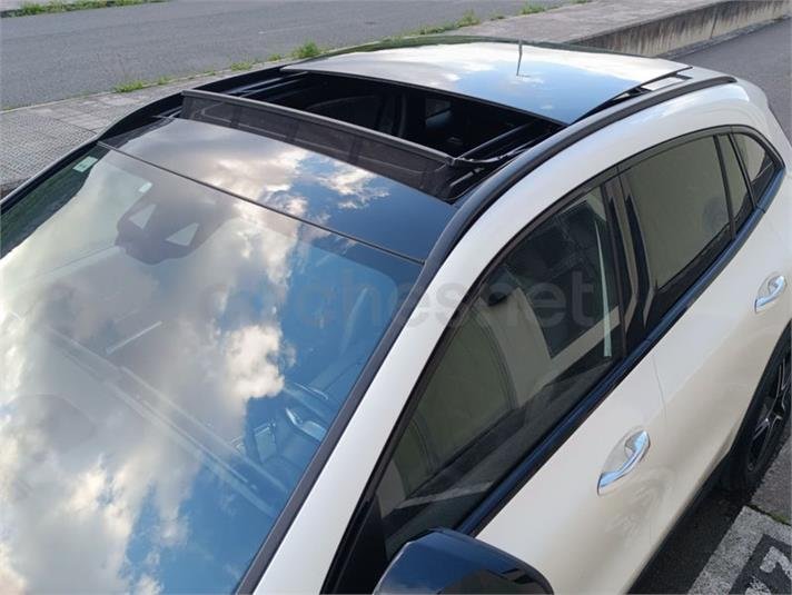 MERCEDES-BENZ GLA 200 D