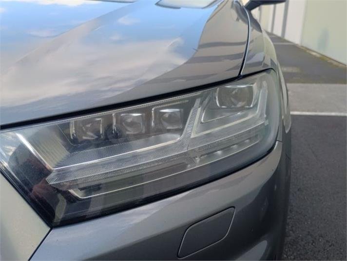 AUDI Q7 Design 3.0 TDI etron quattro tipt
