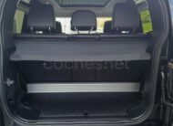 LAND-ROVER Defender 3.0 D250 SE 90 Auto 4WD MHEV
