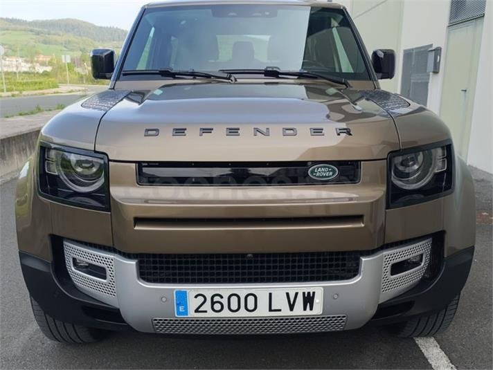 LAND-ROVER Defender 3.0 D250 SE 90 Auto 4WD MHEV